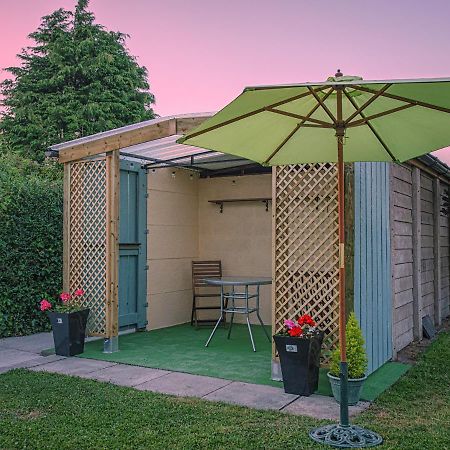 3 Green Terrace Gaerwen Dış mekan fotoğraf