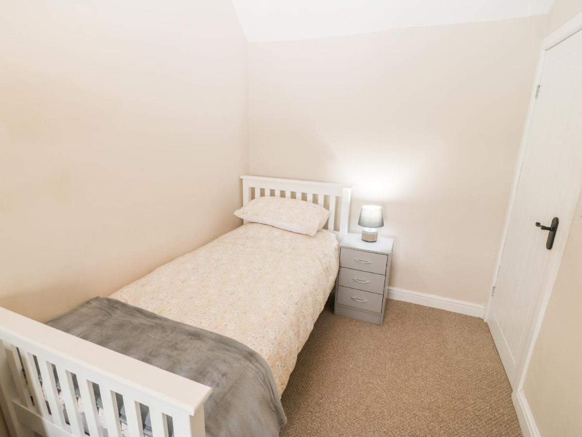 3 Green Terrace Gaerwen Dış mekan fotoğraf