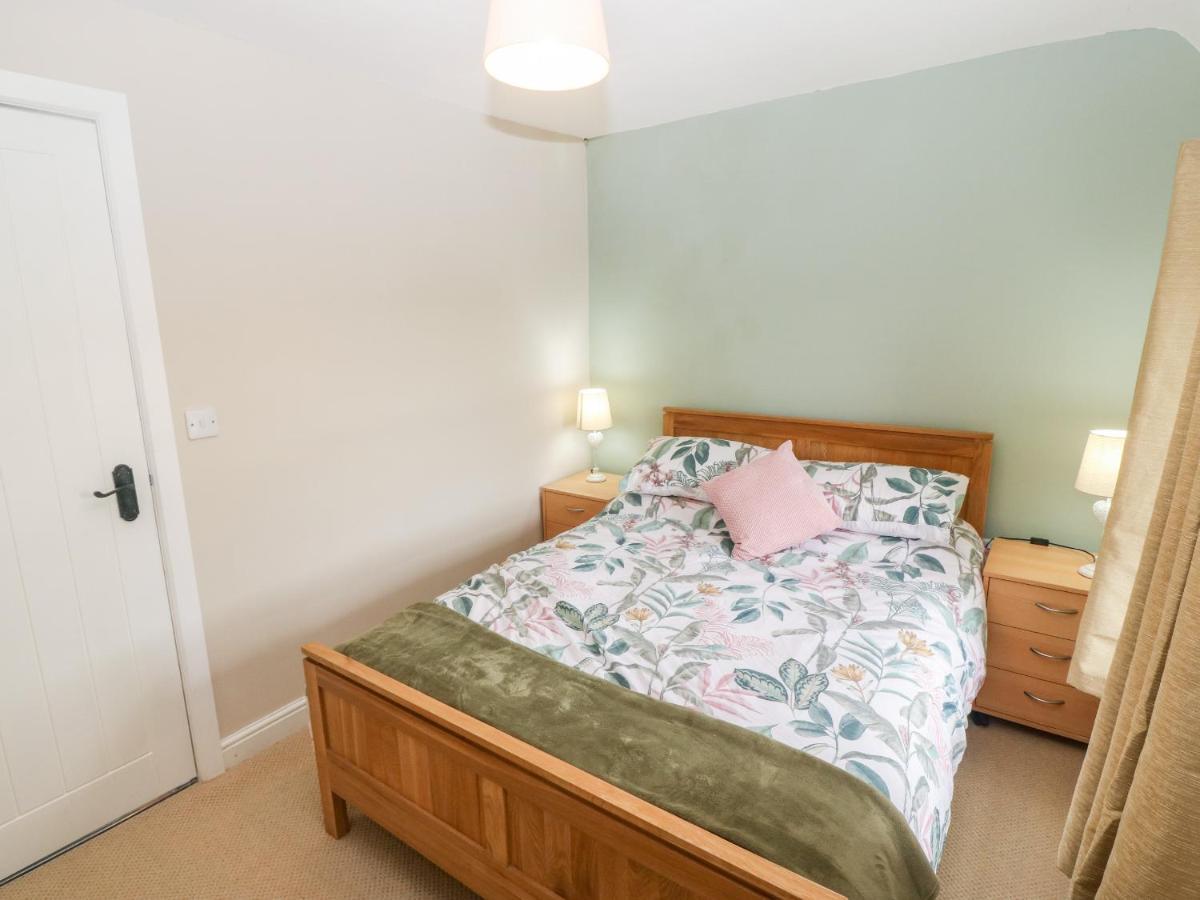 3 Green Terrace Gaerwen Dış mekan fotoğraf