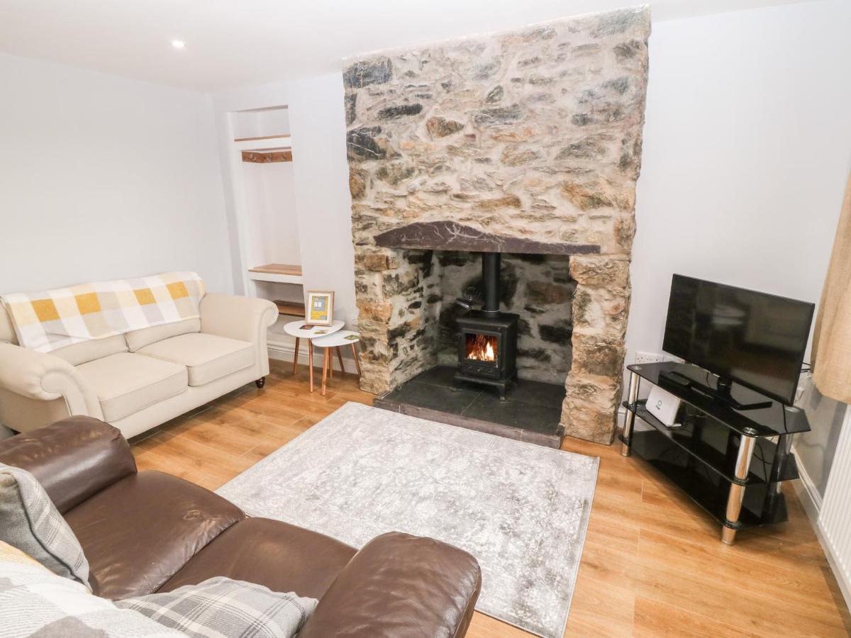 3 Green Terrace Gaerwen Dış mekan fotoğraf