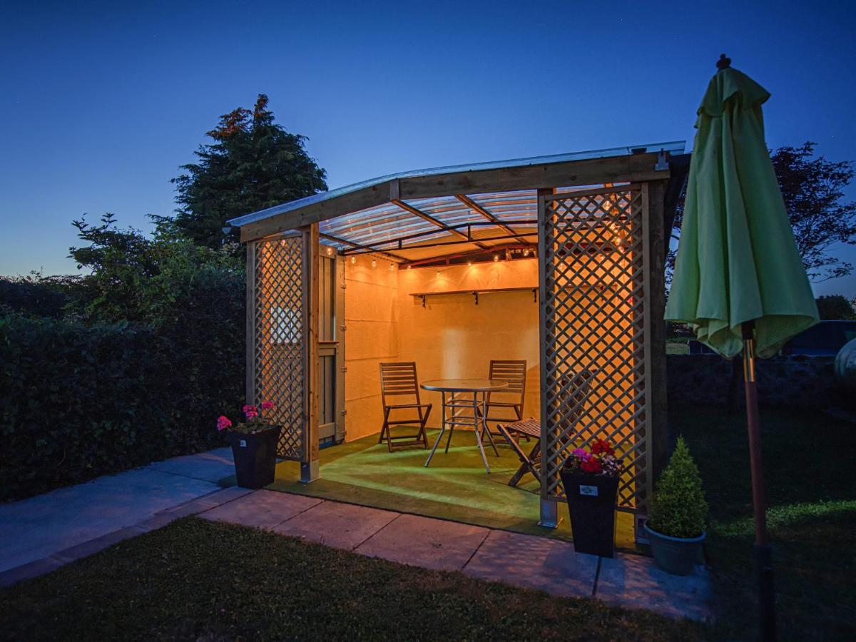 3 Green Terrace Gaerwen Dış mekan fotoğraf